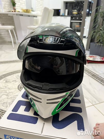 Мотошлем agv