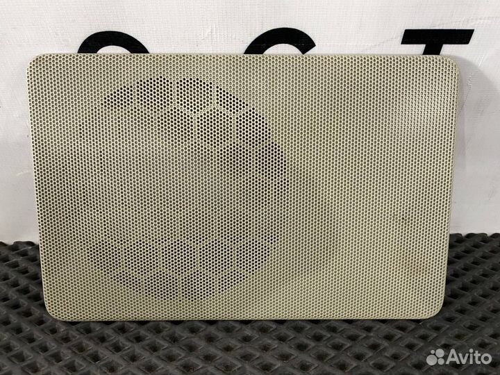 Накладка (сетка) динамика Volvo FH4 82332540