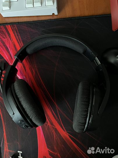 Беспроводные наушники HyperX