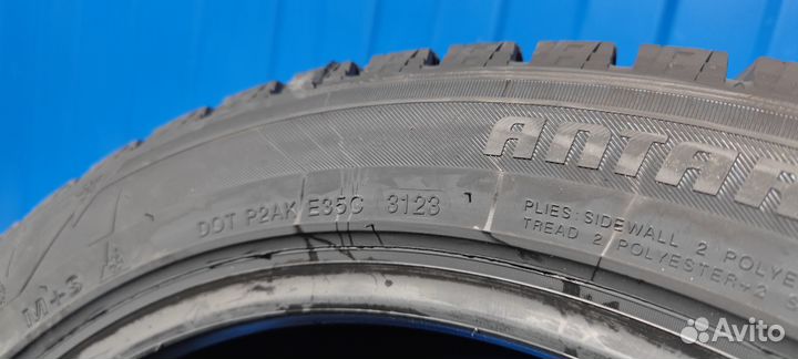 Zeta Antarctica Sport 275/40 R20 106T
