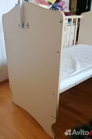 Детская кроватка-качалка