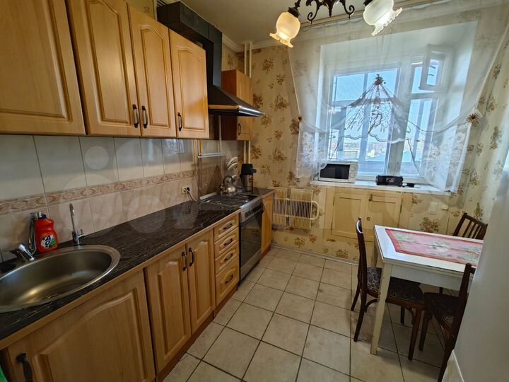 2-к. квартира, 54 м², 5/9 эт.