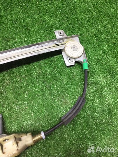 Стеклоподъемный механизм Mitsubishi Carisma