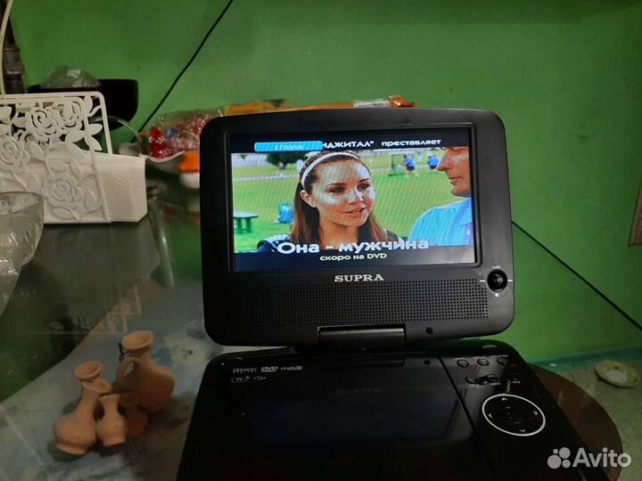 Портативный видеопроигрыватель