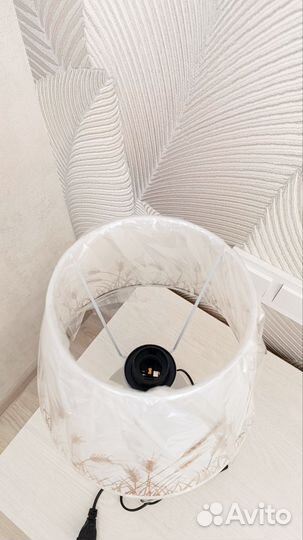 Лампа настольная