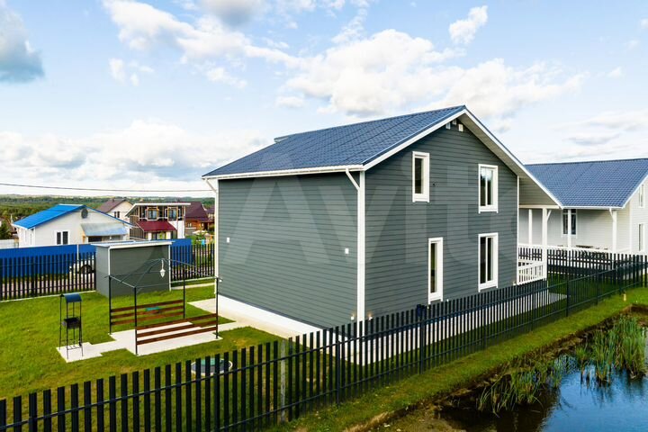 Коттедж 194 м² на участке 10 сот.