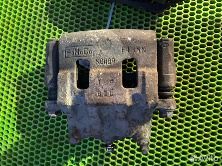 Суппорт передний Mazda cx-7