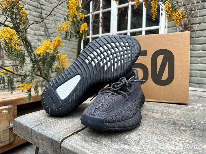 Кроссовки adidas yeezy boost 350