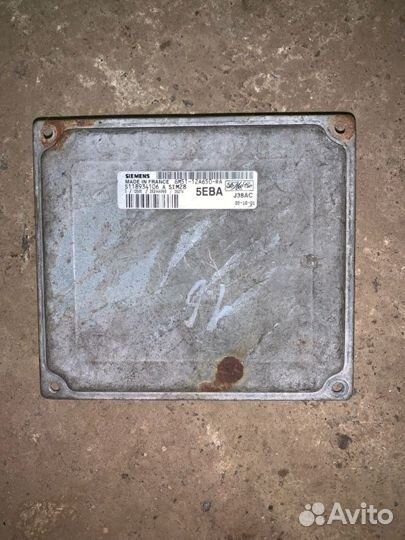Блок управления двс Ford Focus 2 1.6
