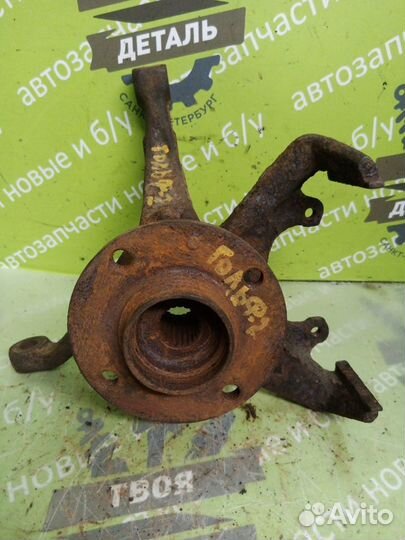 Ступица цапфа кулак передняя правая Vw Golf 2 1.8