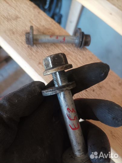 Болт развальный BMW X5 E53