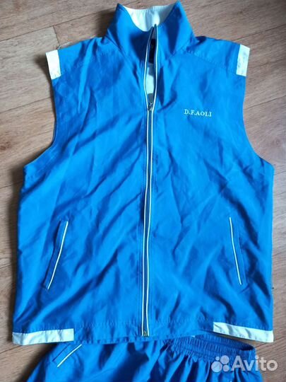 Прогулочный спортивный костюм, р. 46-48