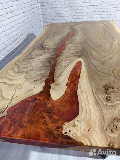 Стол из слеба в наличии