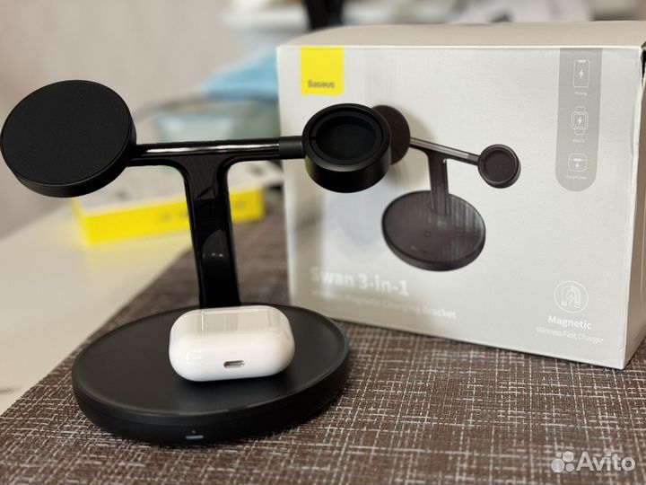 Беспроводная зарядка Baseus swan 3 in 1