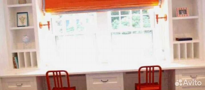 Рабочая зона у окна