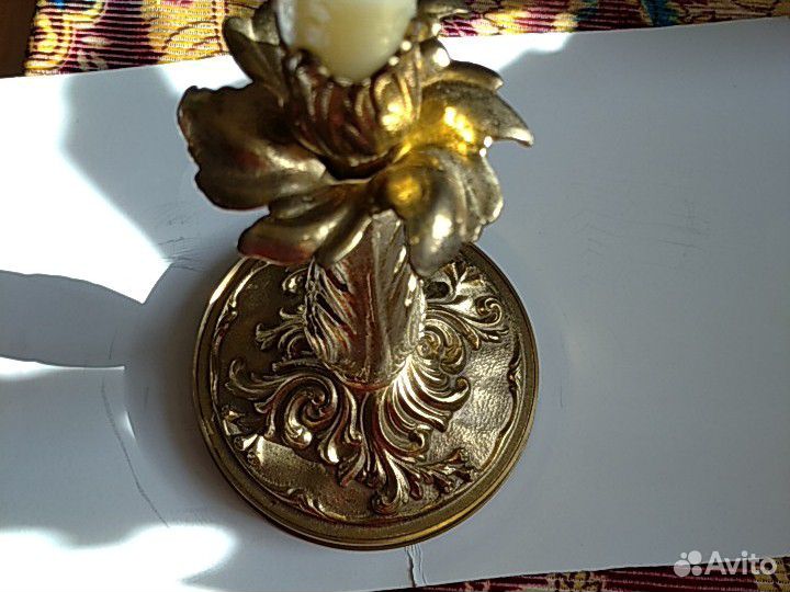 Старинный подсвечник, состояние нового