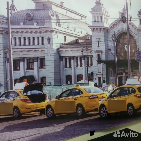 Водитель с личным легковым автомобилем