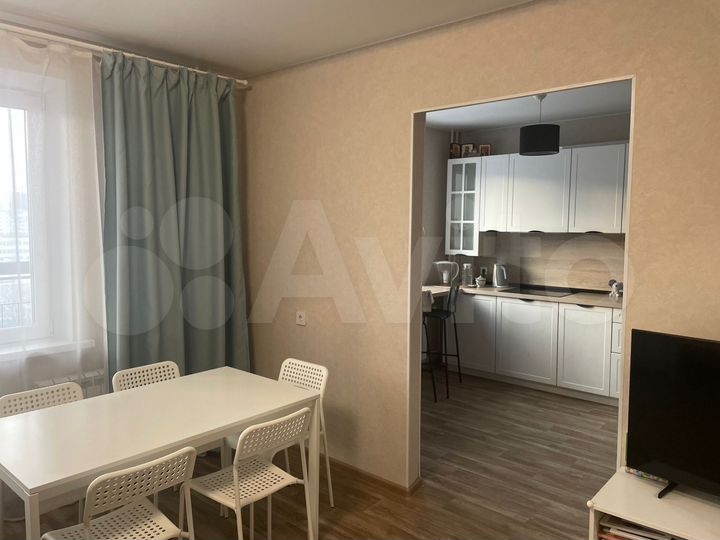 4-к. квартира, 86,4 м², 7/10 эт.