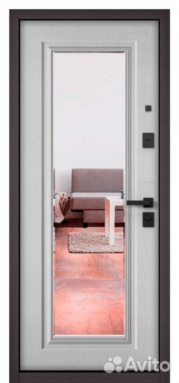 Дверь входная с зеркалом