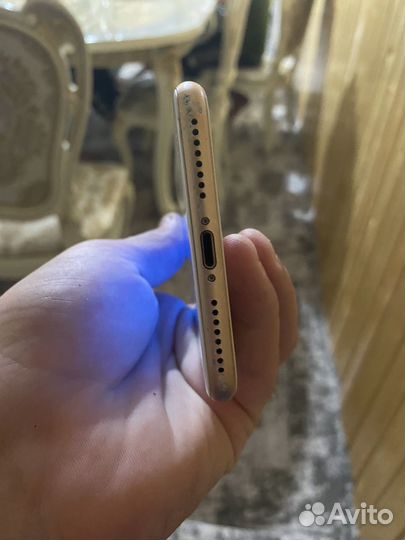 Телефон iPhone 8 plus