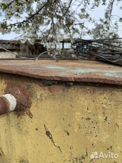 Емкость металлическая 3 куба, бочка для воды