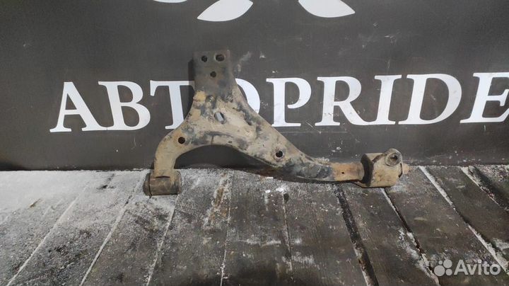 Передний левый рычаг Ssangyong Actyon New