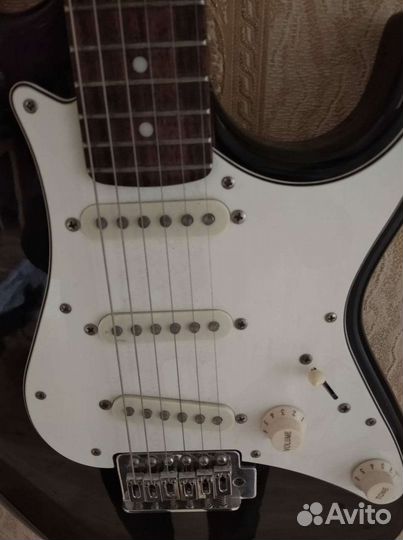 Электро-гитара