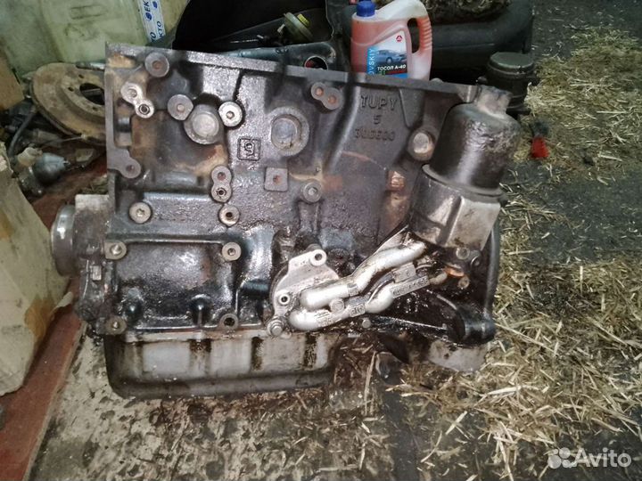 Блок двигателя NFU PSA 10FX2F Peugeot 307