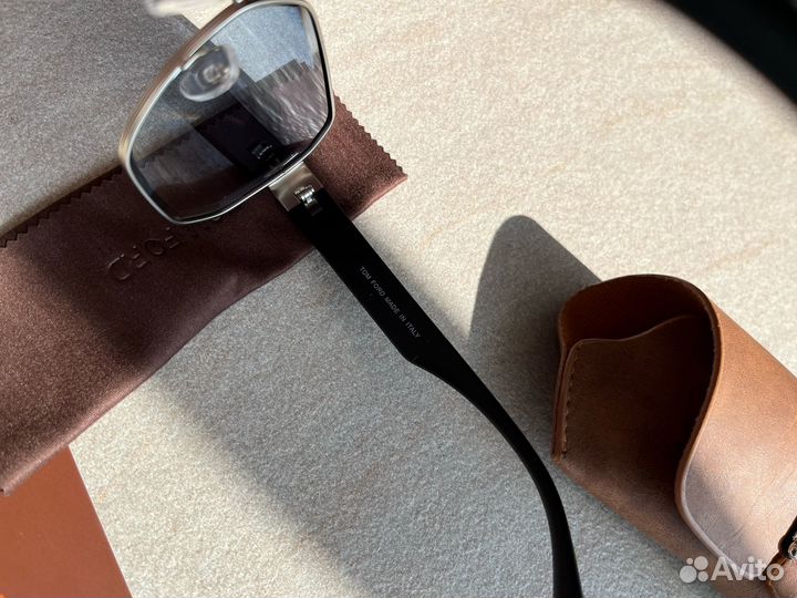 Солнцезащитные очки женские италия