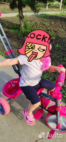 Трехколесный велосипед с ручкой