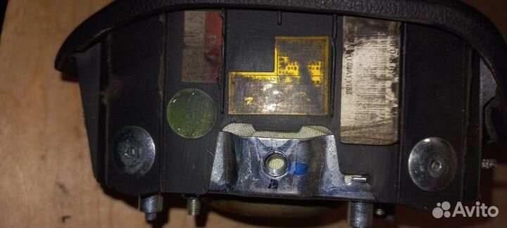 Hyundai Solaris Подушка безопасности в руль