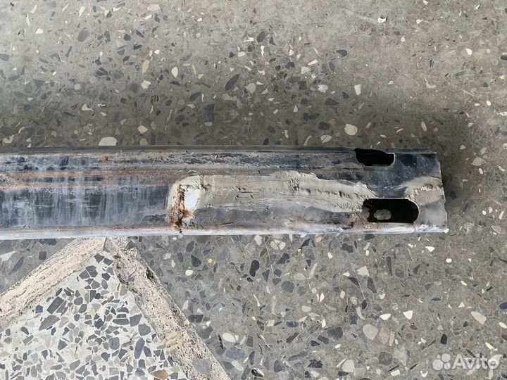 Усилитель переднего бампера toyota camry 55