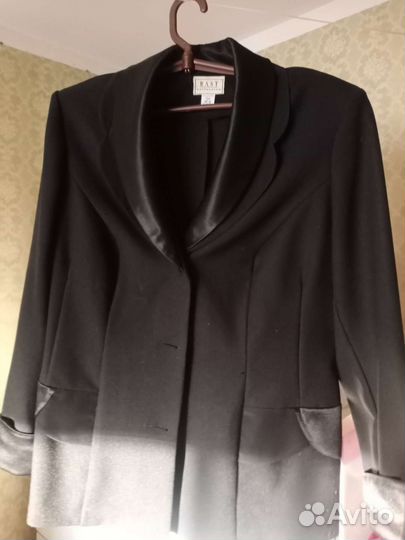 Отдам женские вещи 48-50-52-54 разм