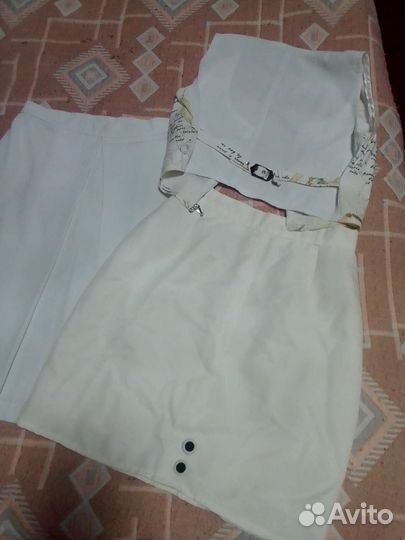 Две юбки и жилет