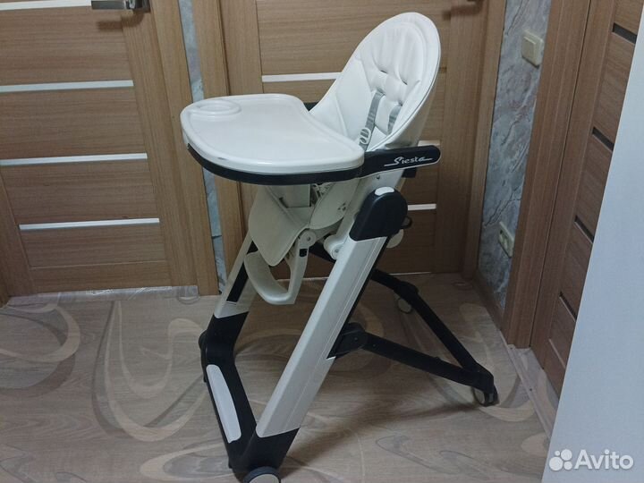 Стульчик, шезлонг для кормления peg perego siesta