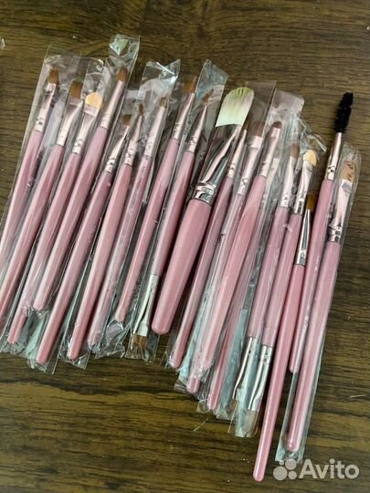 Кисти для макияжа новые