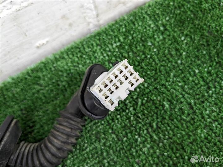 Проводка двери задней левой Hyundai IX35 2011