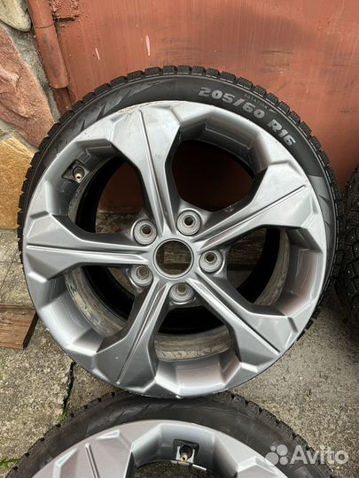 R16 Formula Ice 205/60, PCD 5x114.3 DIA 67.1