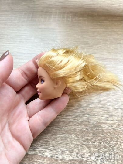 Голова Барби