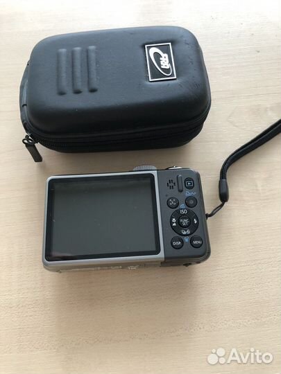 Компактный фотоаппарат