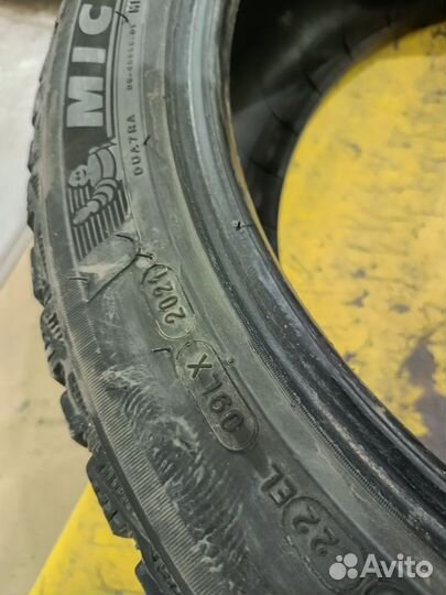 Michelin X-Ice North 4 235/45 R18