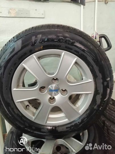 Viatti Strada Asimmetrico 205/65 R15