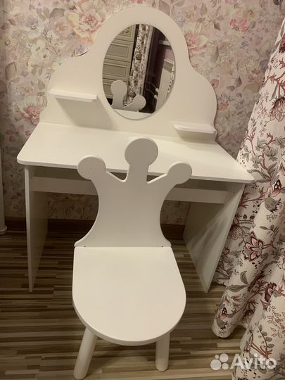 Детский туалетный столик для девочки