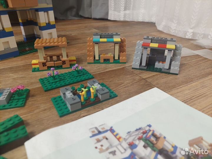 Конструктор Деревня лам