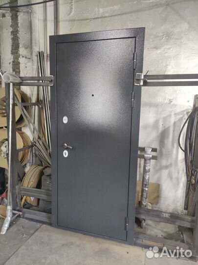 Дверь входная