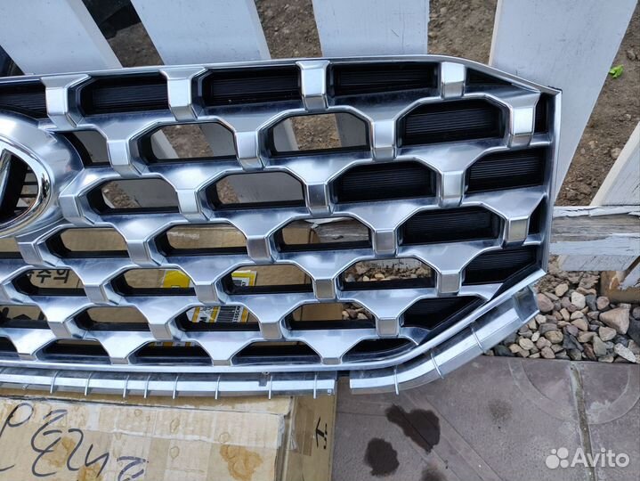 Решетка радиатора Hyundai Santa Fe 4 2020-2023