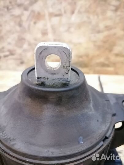 Подушка двигателя задняя Honda Accord 8 2.0