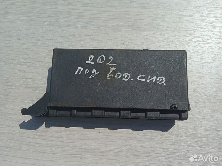 Mercedes C W202 блок управления светом