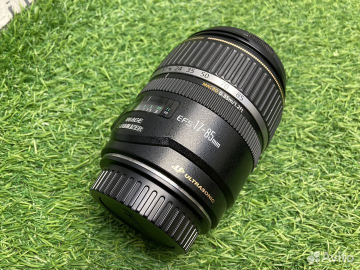 Canon EF-S 17-85mm 4-5.6 IS USM