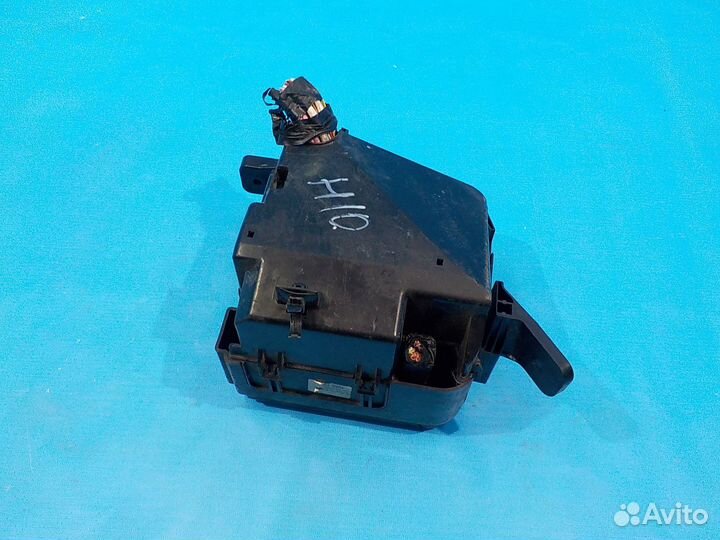 Блок предохранителей под капотом KIA Ceed (ED) 200